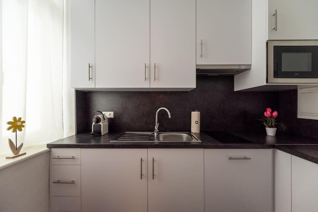 Pristine 1Br Steps From City By Hm Wiedeń Zewnętrze zdjęcie